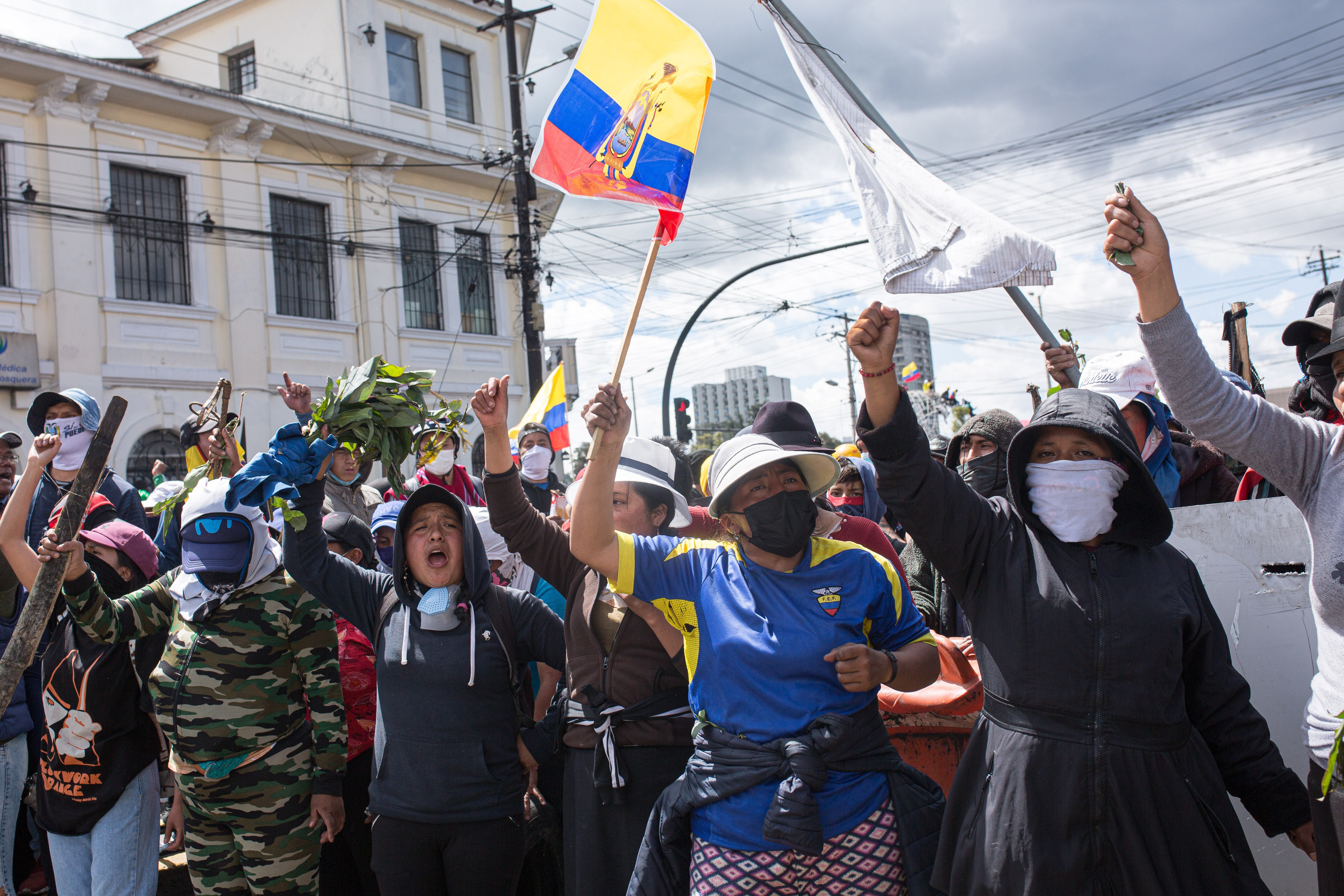 Ekvador yerli halklarık sokakta eylemde