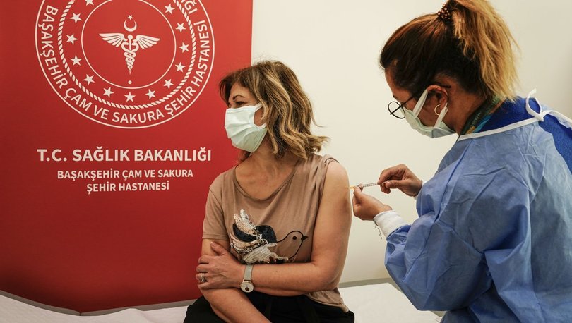 Türkiye'de aşı uygulaması başladı