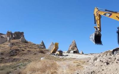 Kapadokya'da inşaat makinaları