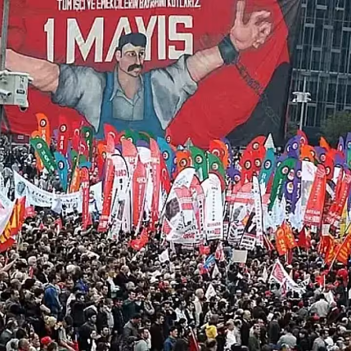 02 Mayıs 2025: G&uuml;n&uuml;n S&ouml;z&uuml;
