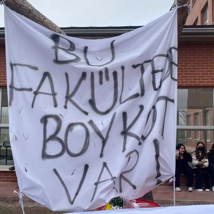 18 Nisan 2025: G&uuml;n&uuml;n S&ouml;z&uuml;