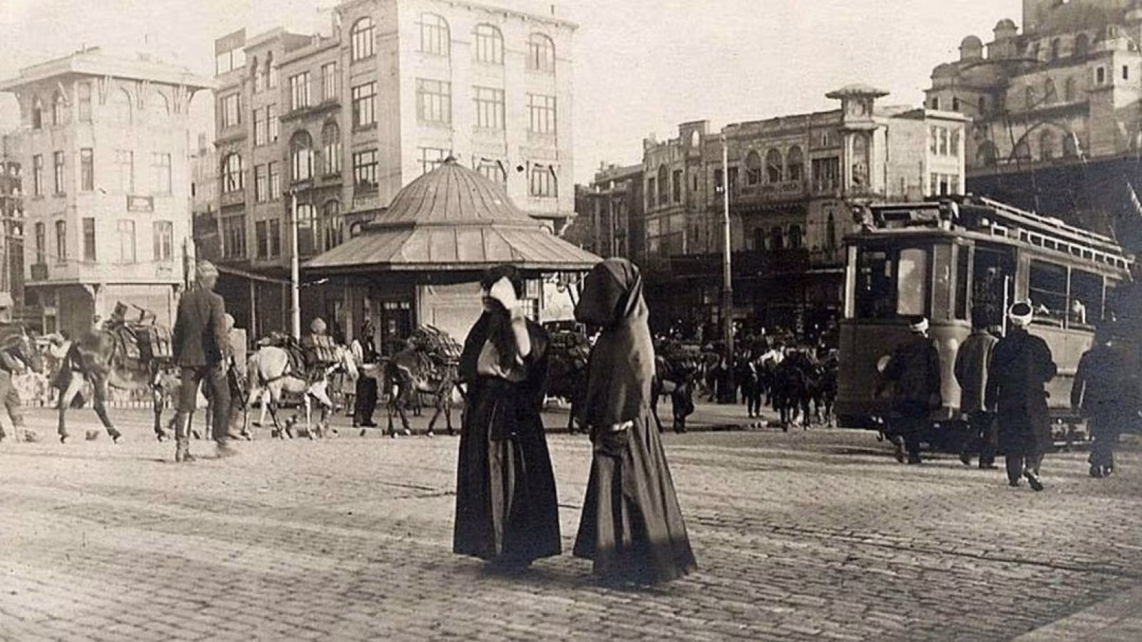 II. Abdülhamid versus Hayriye: Bir Osmanlı Kadınının Avrupa’da Feminizm Macerası