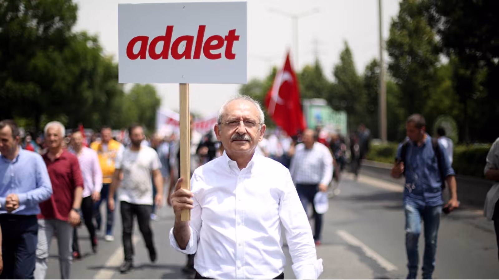 Adalet Y&uuml;r&uuml;y&uuml;ş&uuml;