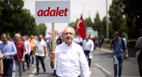 Adalet Y&uuml;r&uuml;y&uuml;ş&uuml;