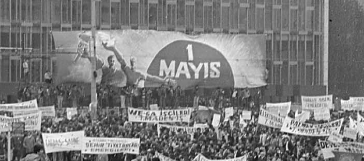 1976, Taksim Meydanı